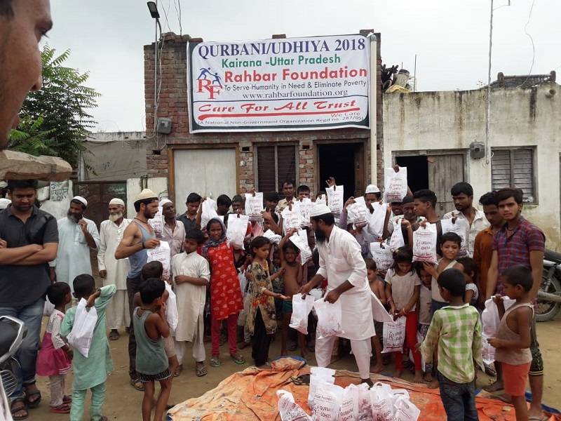 2018 - Eid Al Adha-Qurbani Distribution at Kairana, Uttar Pradesh 