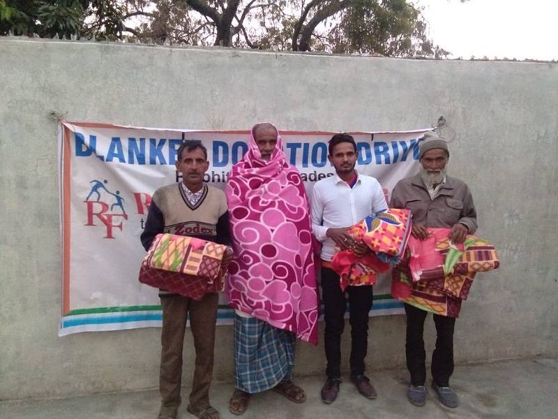 2018 - Blankets distribution to the poor individuals in Pilibhit- Bareilly, Uttar Pradesh 