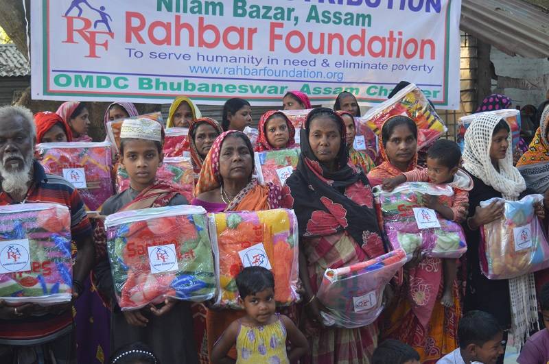 2019 - Blankets distribution to the poor individuals at Neelam Bazar - Assam